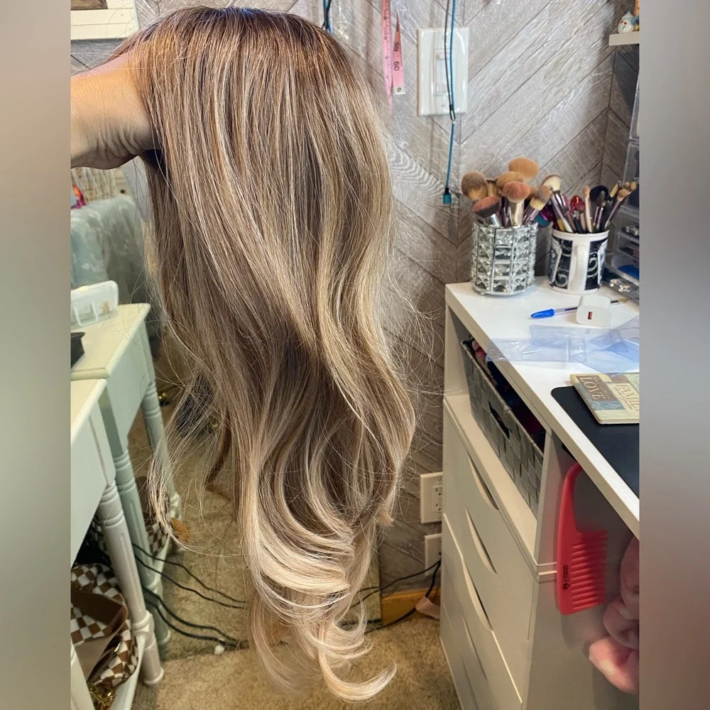 Chelsey Smith Crowns Taylor Scandi Apricot Wig - Picture 6 of 10